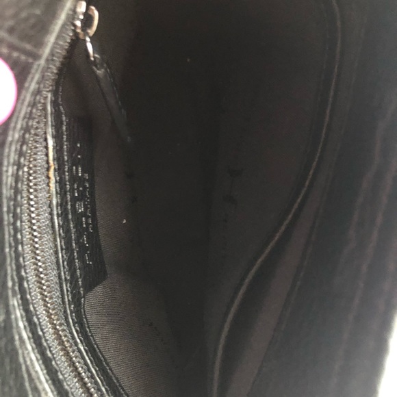 HALSTON HERITAGE AUTHENTIC! Leather purse w/embossed snake skin design. A Steal! - Picture 8 of 16